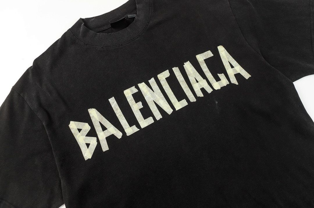 Balenciaga T-Shirt 26