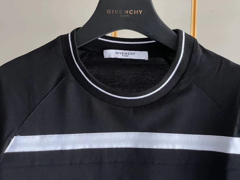 Givenchy T-Shirt 24