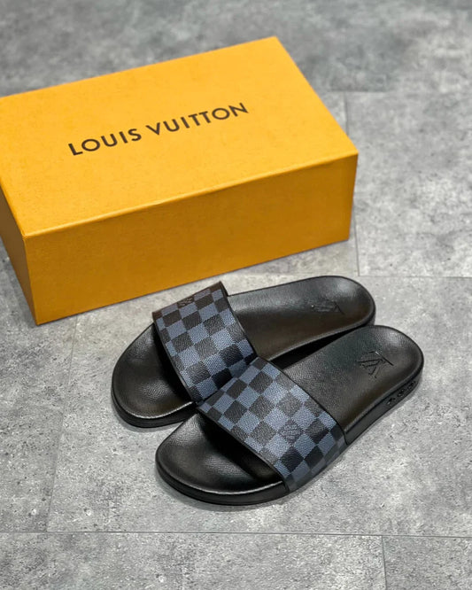 Louis Vuitton Sandals 9